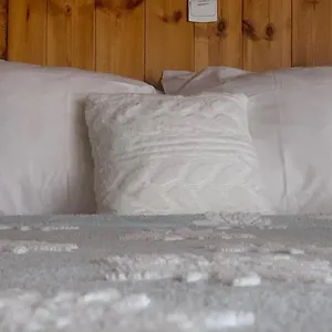 hotel-les-catrems.fr-provencehotel.com/