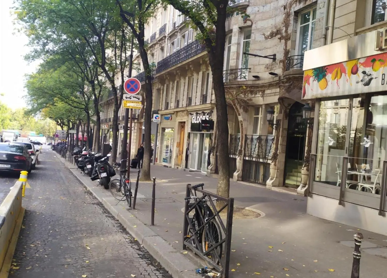 *** Hotel Elysees Ceramic Paris France
