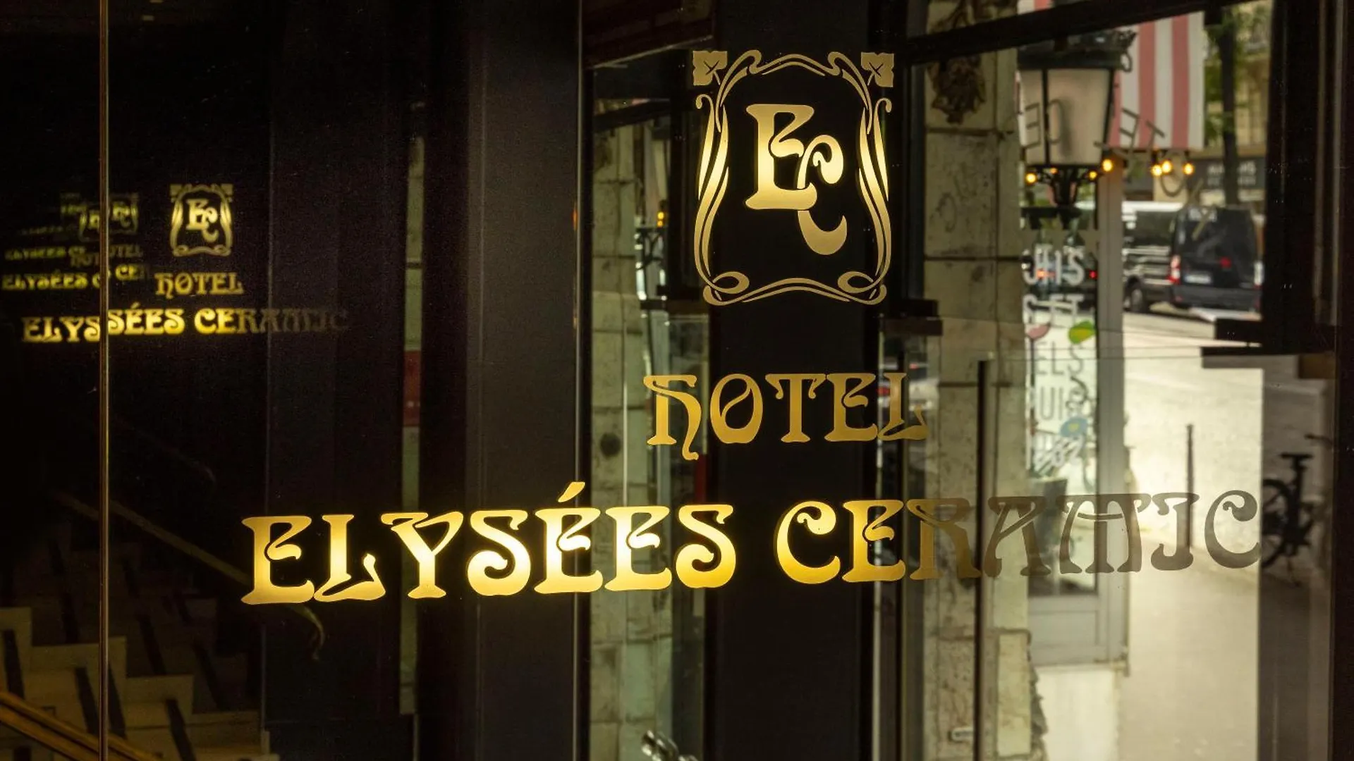 Hotel Elysées Ceramic Paris
